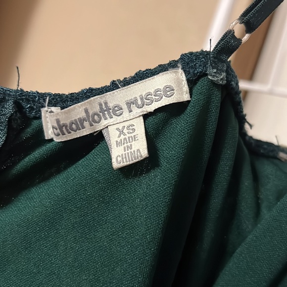 Cute green dress - Picture 4 of 4